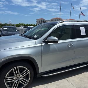 2023 Mercedes-BENZ GLS — фото 2