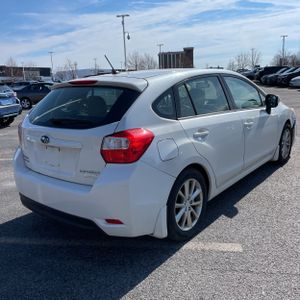 SUBARU IMPREZA PREMIUM - 8