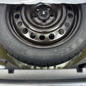 صورة مصغرة 44 لـ 2025 FORD EXPLORER ST-LINE