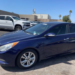 HYUNDAI SONATA SE - 2