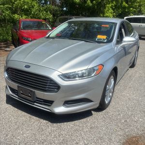 FORD FUSION SE - 1