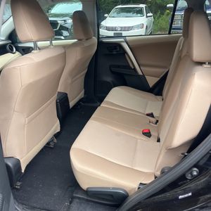 صورة 34 لـ 2013 Toyota RAV4 LE