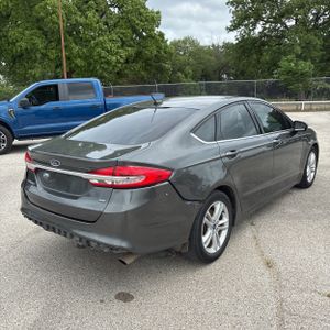 FORD FUSION SE - 8