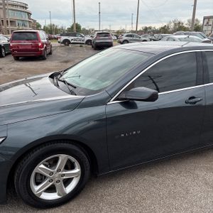 CHEVROLET MALIBU - 2