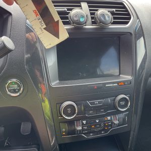 صورة مصغرة 64 لـ 2018 FORD EXPLORER XLT