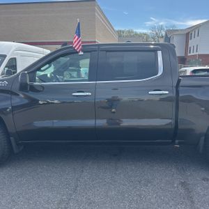 CHEVROLET SILVERADO 1500 HIGH COUNTRY - 4