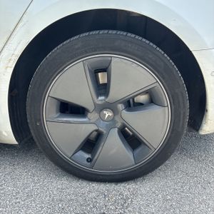 2022 Tesla MODEL 3 LONG RANGE 缩略图 18