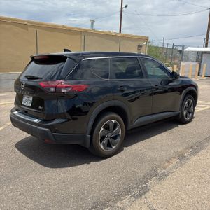 صورة 8 لـ 2024 Nissan ROGUE SV