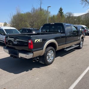 FORD F-250 SUPER DUTY LARIAT - 8
