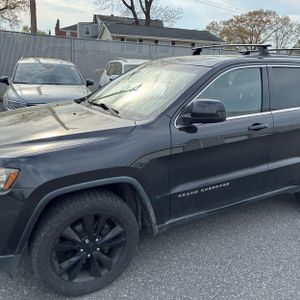 JEEP GRAND CHEROKEE LAREDO - 2