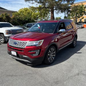 FORD EXPLORER PLATINUM - 1