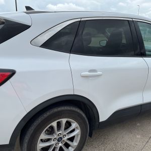 FORD ESCAPE SE - 9