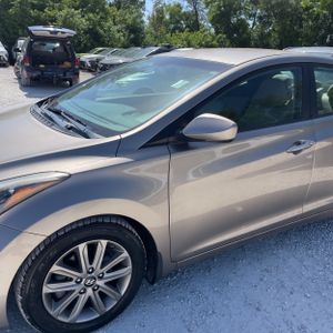2014 Hyundai ELANTRA SE — фото 2