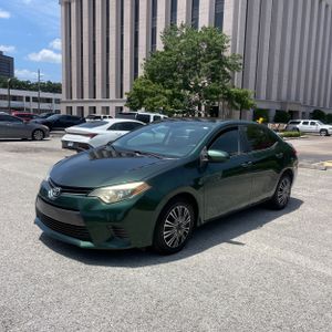 2015 Toyota COROLLA LE — фото 1
