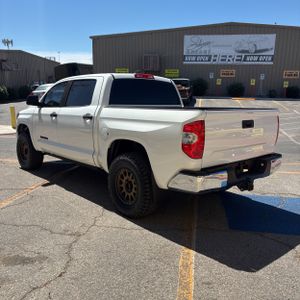 TOYOTA TUNDRA - 5