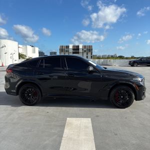 BMW X6 M COMPETITION - 10