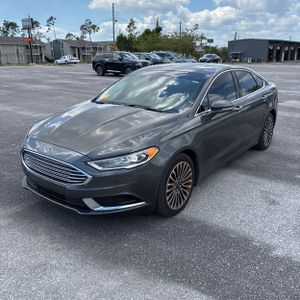 FORD FUSION SE - 1