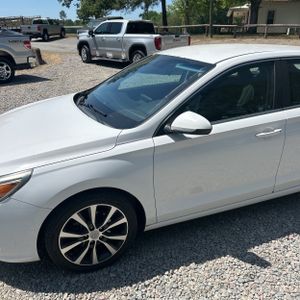 HYUNDAI ELANTRA GT BASE - 2