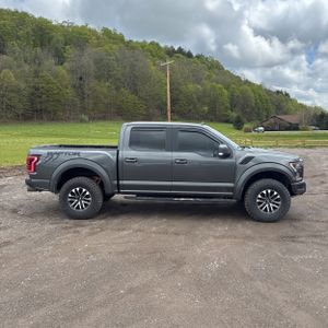 FORD F-150 RAPTOR - 10