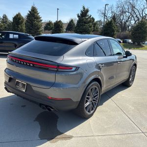 PORSCHE CAYENNE COUPE - 8