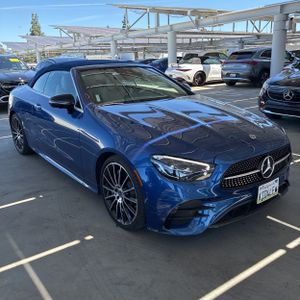 MERCEDES-BENZ E-CLASS - 10