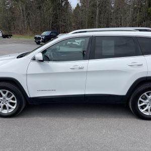 JEEP CHEROKEE LATITUDE - 4