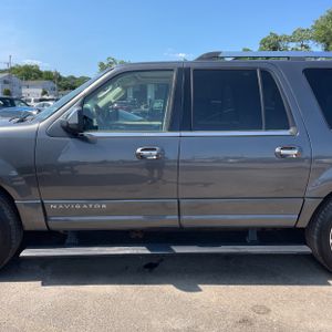 صورة 4 لـ 2017 Lincoln NAVIGATOR L RESERVE