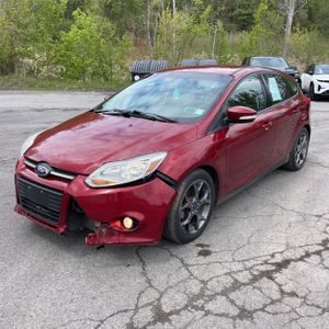 FORD FOCUS SE - 1