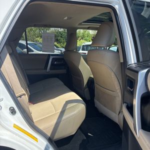 صورة مصغرة 35 لـ 2018 Toyota 4RUNNER SR5 PREMIUM