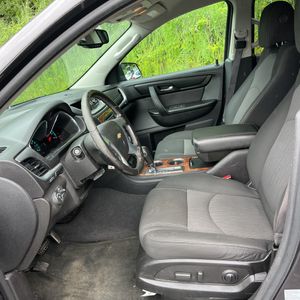 2013 Chevrolet TRAVERSE LT — миниатюра 32