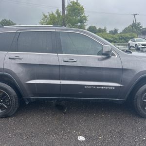 2015 JEEP GRAND CHEROKEE LAREDO — фото 11