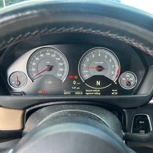 2015 BMW M4 BASE 照片 40