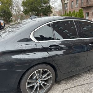 BMW 330I XDRIVE - 9