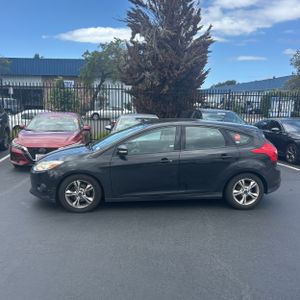FORD FOCUS SE - 3