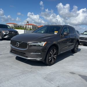 2022 Volvo XC60 B6 INSCRIPTION photo 1