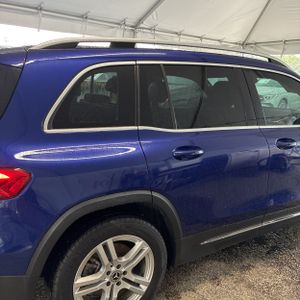 MERCEDES-BENZ GLB - 8