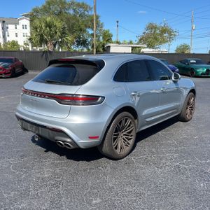 PORSCHE MACAN S - 8