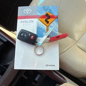 2011 Toyota AVALON LIMITED — миниатюра 47
