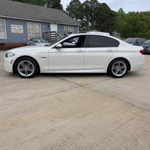 BMW 5 SERIES 528I - 3