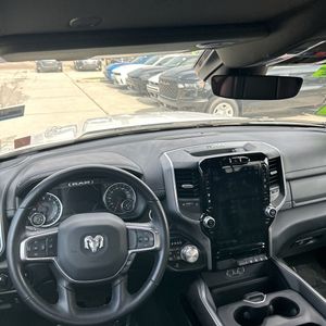 صورة مصغرة 36 لـ 2023 RAM 1500 LARAMIE