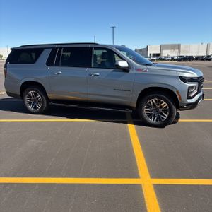 CHEVROLET SUBURBAN - 10