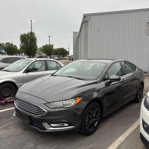 FORD FUSION SE - 1