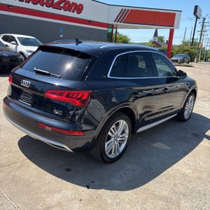 AUDI Q5 2.0T PREMIUM - 8