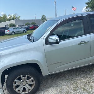 2019 Chevrolet COLORADO LT 照片 2