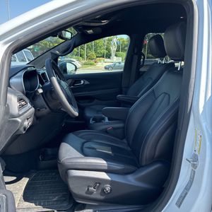 2026 Chrysler PACIFICA SELECT — миниатюра 31
