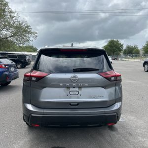 NISSAN ROGUE SV INTELLIGENT AWD - 7