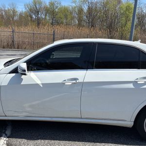 MERCEDES-BENZ E-CLASS - 4