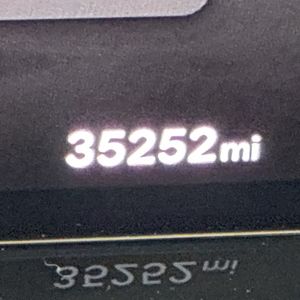 2025 Genesis GV80 2.5T STANDARD — фото 40