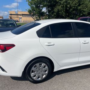 صورة 9 لـ 2023 KIA RIO LX