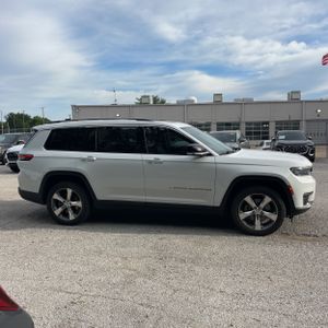 JEEP GRAND CHEROKEE L LIMITED - 10